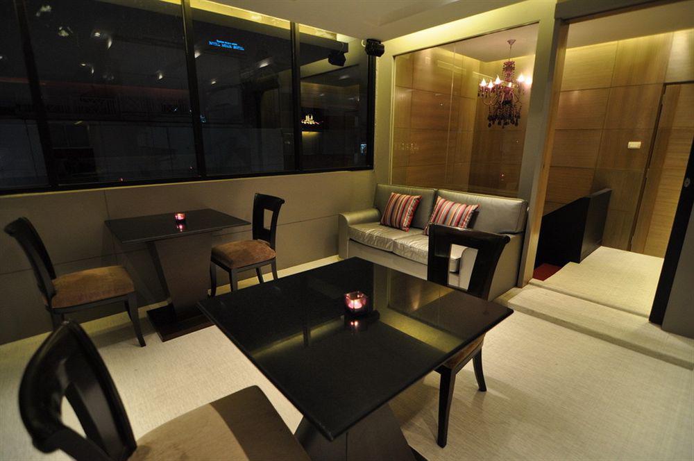 Grand Inn Hotel Bangkok Extérieur photo